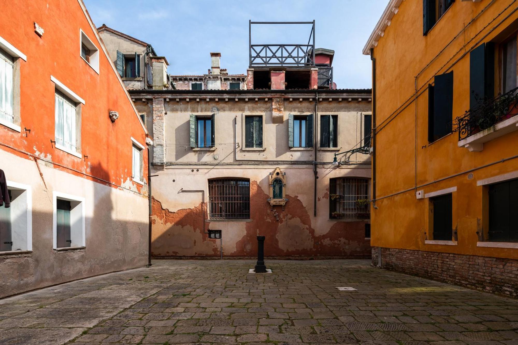 Tintoretto Cozy Duplex R&r Apartment *